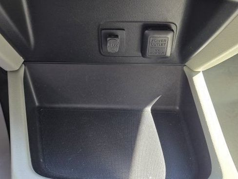 Used 2012 Honda Civic LX image 24