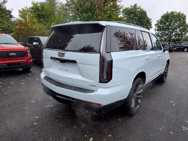 Used 2026 Cadillac Escalade V AWD/4WD image 4