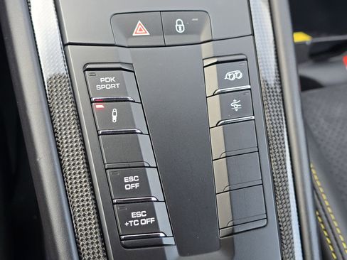 Certified 2019 Porsche 911 GT3 RS image 26