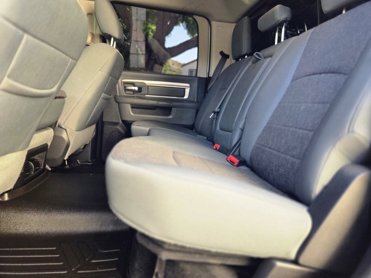 Used 2017 RAM 1500 Big Horn RWD image 45