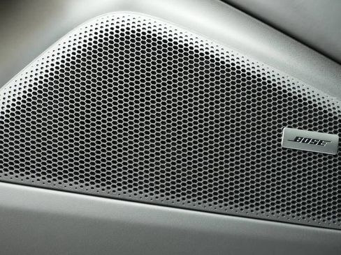 New 2026 Porsche Macan GTS Electric image 31