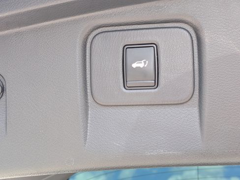 Used 2023 Nissan Murano SL w/ SL Moonroof Package FWD image 13