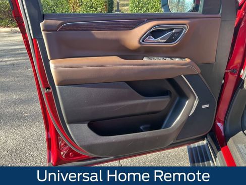 Used 2021 Chevrolet Suburban High Country image 23