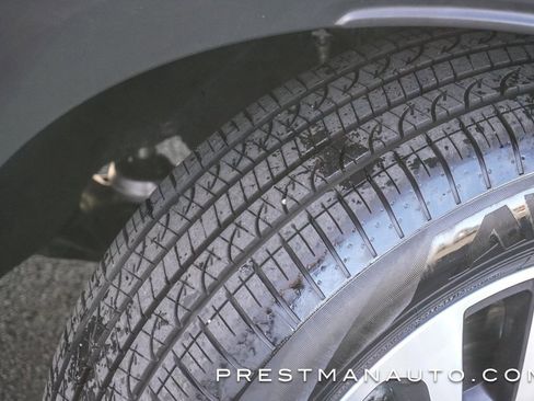 Used 2025 Subaru Outback Premium image 18