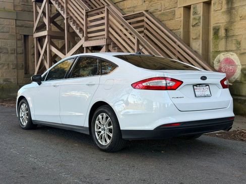 Used 2016 Ford Fusion S image 27