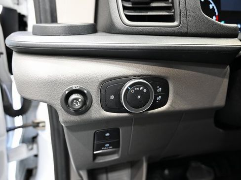 Used 2023 Ford Transit 350 XLT image 30