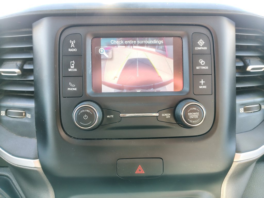 Used 2019 RAM 1500 Big Horn AWD/4WD image 3