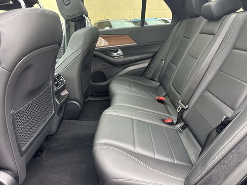 Used 2025 Mercedes-Benz GLE 350 4MATIC image 12