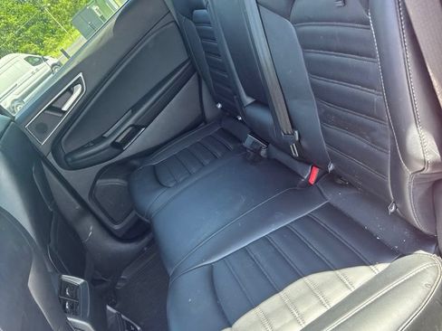 Used 2023 Ford Edge SEL w/ Convenience Package AWD/4WD image 9