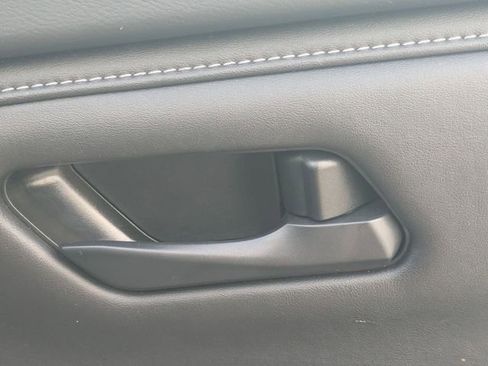 Used 2025 Nissan Sentra S image 31