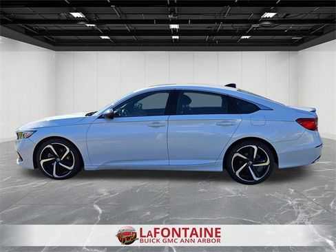 Used 2022 Honda Accord Sport image 5