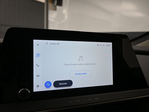 Used 2024 Toyota Prius Prime XSE image 4