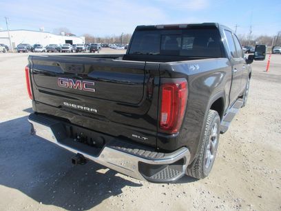 New 2026 GMC Sierra 1500 SLT w/ SLT Premium Plus Package