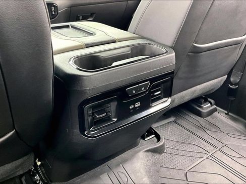 Used 2022 Chevrolet Silverado 1500 ZR2 w/ Technology Package AWD/4WD image 33