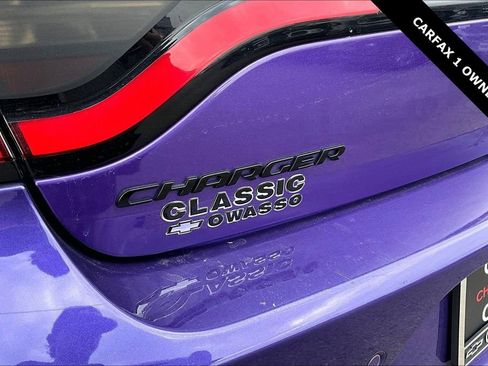 Used 2018 Dodge Charger SXT w/ Blacktop Package image 23