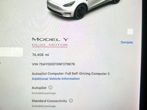 Used 2022 Tesla Model Y Performance image 27