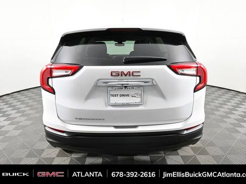Certified 2024 GMC Terrain SLE image 28
