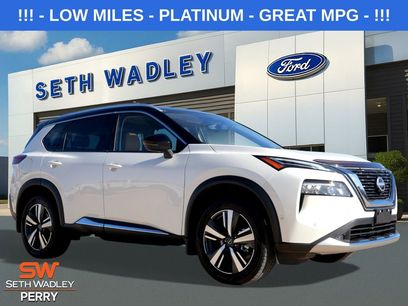 Used 2022 Nissan Rogue Platinum w/ Head-Up Display Package