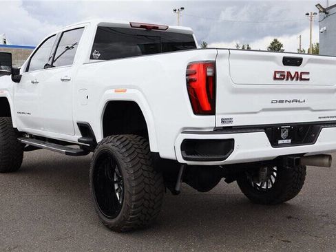 Used 2025 GMC Sierra 3500 Denali w/ Denali Reserve Package AWD/4WD image 3