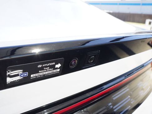 New 2026 Hyundai Sonata SEL FWD image 22