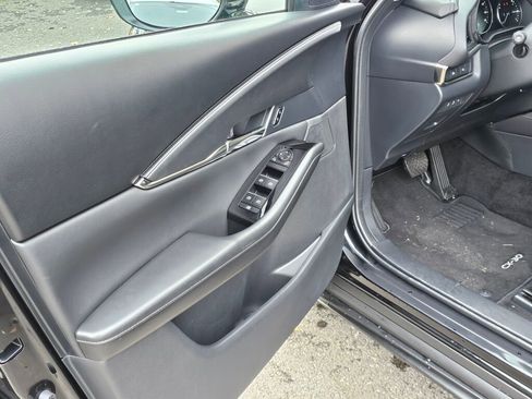 Certified 2025 MAZDA CX-30 AWD 2.5 S w/ Preferred Package image 21