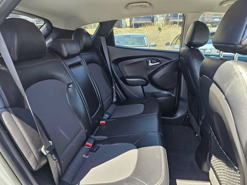 Used 2013 Hyundai Tucson GLS AWD/4WD image 13