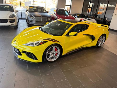 Used 2023 Chevrolet Corvette Stingray Coupe w/ Z51 Performance Package image 2