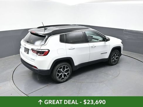 Used 2025 Jeep Compass Limited AWD/4WD image 41