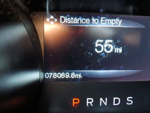 Used 2016 Ford Mustang Coupe RWD image 7