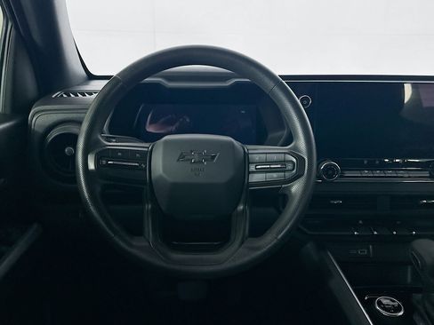 Used 2024 Chevrolet Colorado Trail Boss w/ Technology Package AWD/4WD image 18