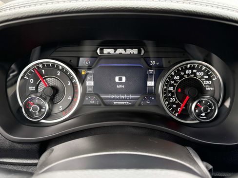 Used 2024 RAM 2500 Laramie image 11