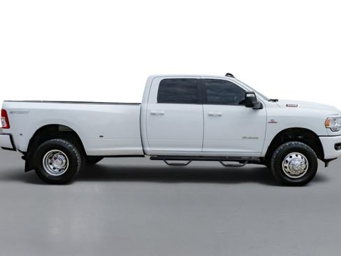 Used 2024 RAM 3500 Lone Star w/ Sport Appearance Package AWD/4WD image 5