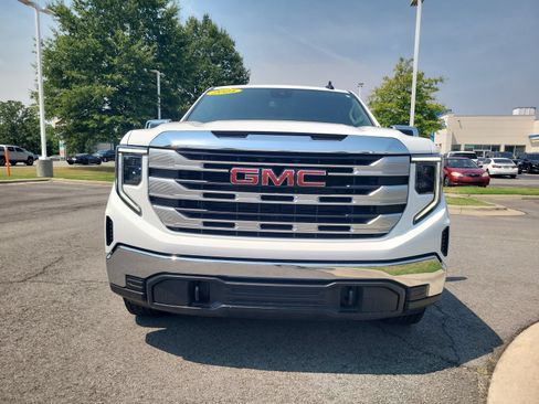 Used 2025 GMC Sierra 1500 SLE AWD/4WD image 8