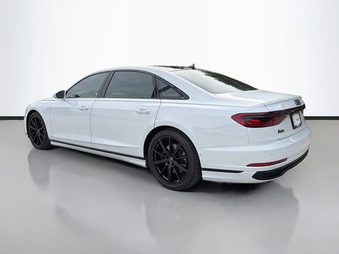 Used 2022 Audi A8 L 3.0T AWD/4WD image 3
