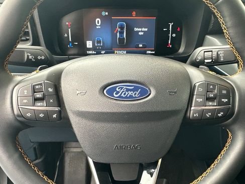 Used 2025 Ford Maverick Tremor image 24