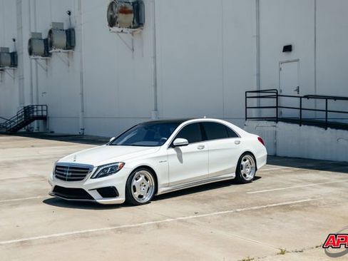 Used 2014 Mercedes-Benz S 63 AMG 4MATIC Sedan image 34