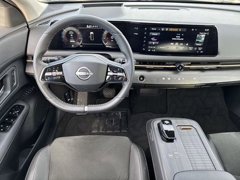Certified 2024 Nissan Ariya ENGAGE image 13
