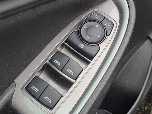Used 2023 Chevrolet Malibu LT FWD image 16