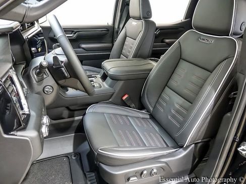 New 2026 GMC Sierra 1500 AT4X image 10