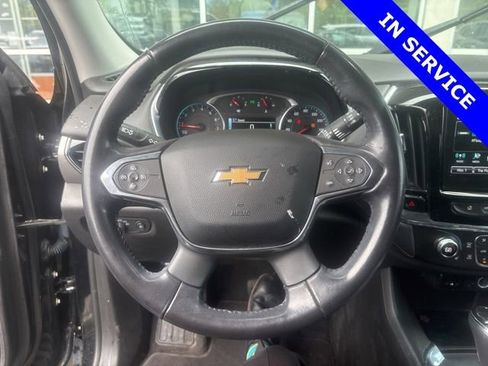Used 2018 Chevrolet Traverse LT w/ LPO, Blackout Package AWD/4WD image 6