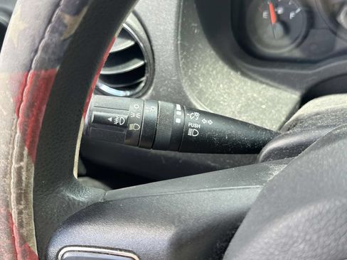 Used 2012 Jeep Compass Sport AWD/4WD image 23