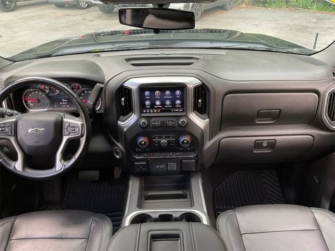 Used 2020 Chevrolet Silverado 1500 LT Trail Boss image 18