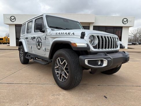 Used 2024 Jeep Wrangler Sahara image 3