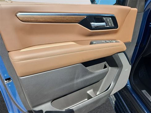 New 2025 Chevrolet Tahoe High Country image 18