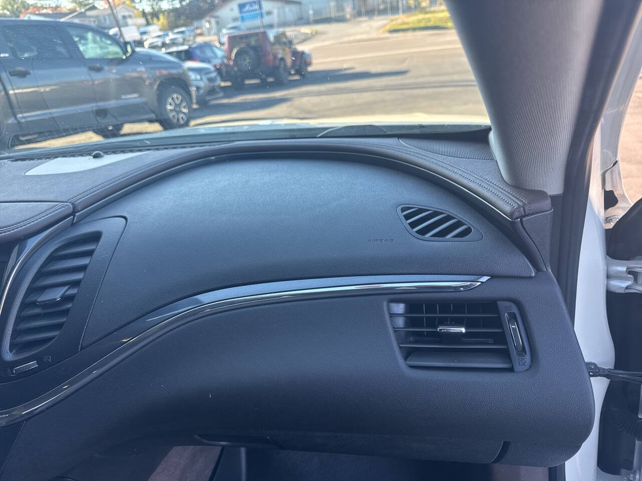 Used 2014 Chevrolet Impala LT w/ Premium Seating Package FWD image 27