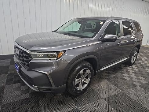 Used 2024 Honda Pilot EX-L image 8