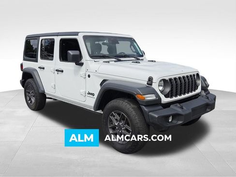 Used 2025 Jeep Wrangler Unlimited Sport AWD/4WD image 1