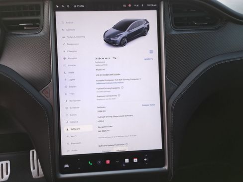 Used 2021 Tesla Model X Performance image 9