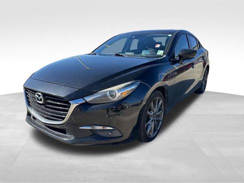 Used 2018 MAZDA MAZDA3 Grand Touring image 3