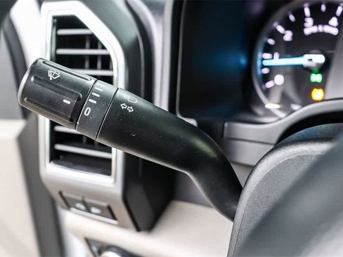 Used 2022 Ford F350 XLT w/ XLT Premium Package image 20